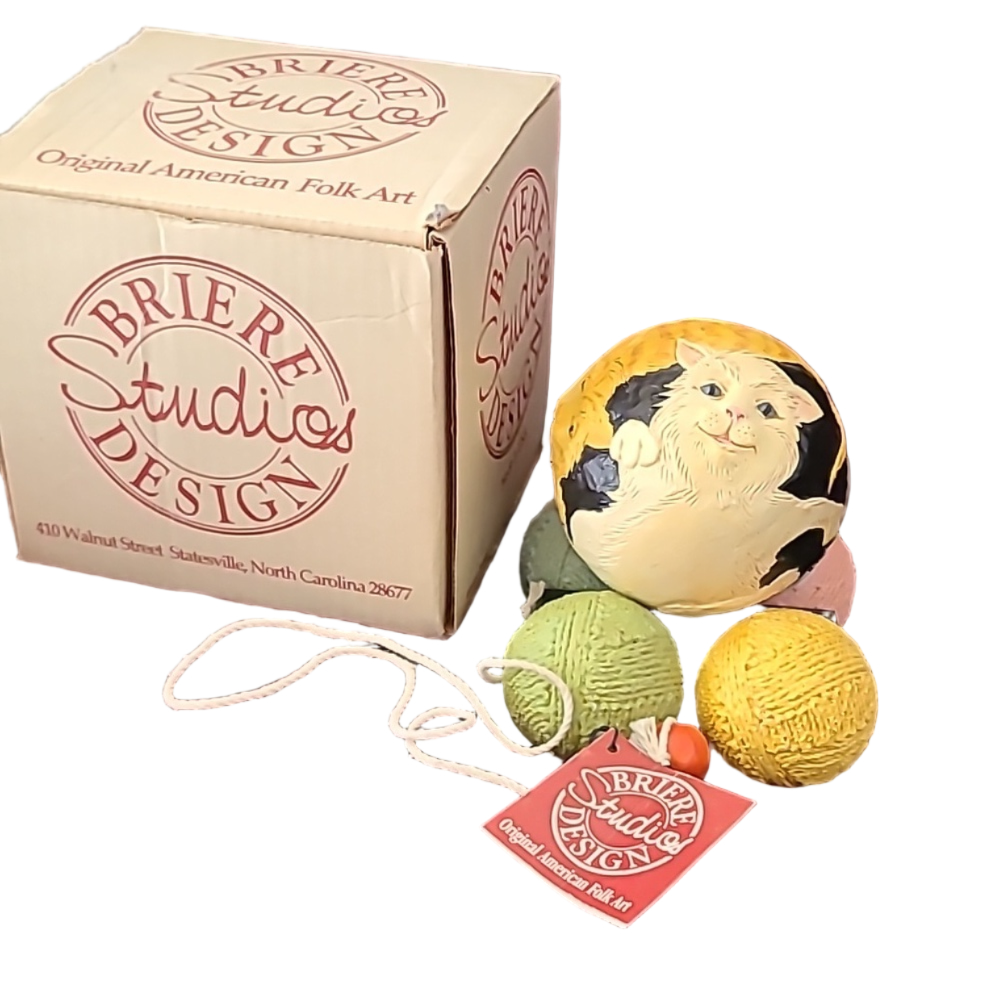 Briere Studio Designs 1993 Kittens With Yarn Rolly Polly Pull Toy